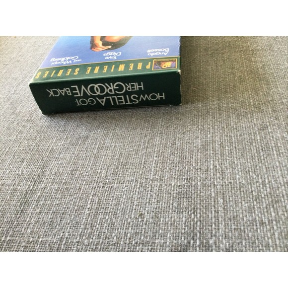 How Stella Got Her Groove Back Starring Angela Bassett VHS Taye Diggs Premiere - Picture 4 of 12